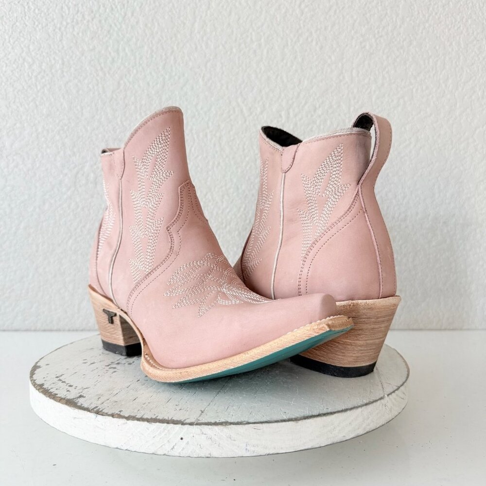 Lane Boots Gallatin Womens Cowboy Bootie Pink Western Short Boots Snip Toe 8.5